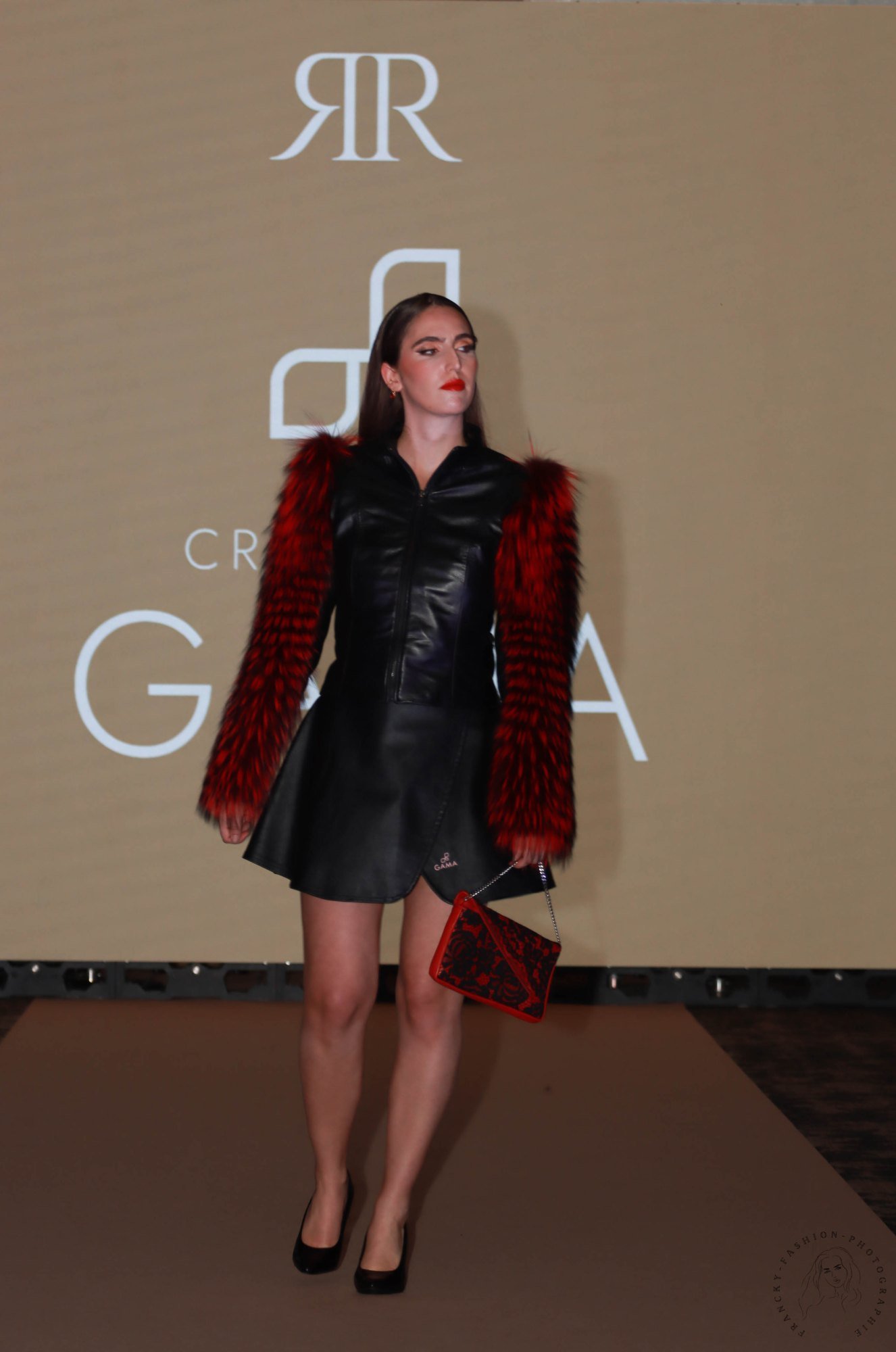 Défilé Reich'art Cannes - Création Gama — Alice Pujol